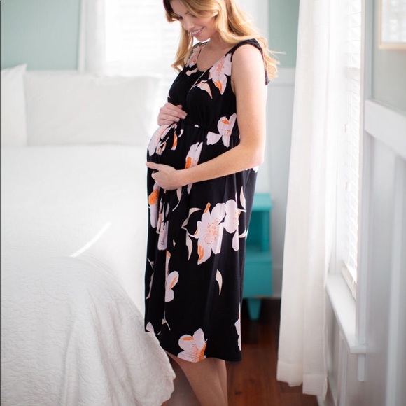 Labor/ Delivery/ nursing gown - Picture 6 of 8